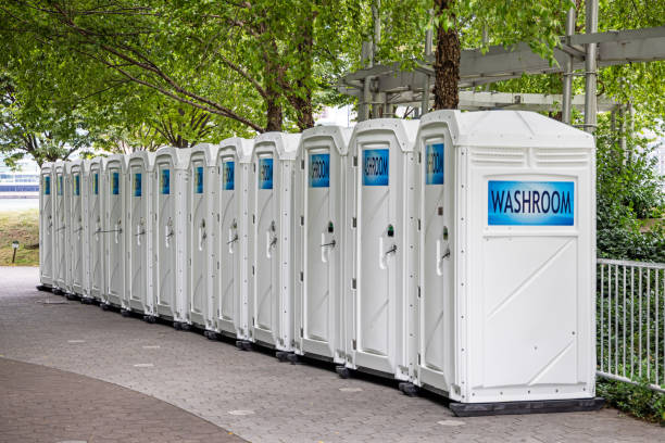 Best Luxury portable toilet rental  in Sulligent, AL